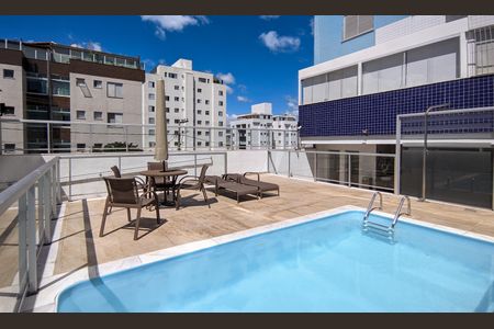 Apartamento para alugar com 95m², 3 quartos e 2 vagas Apartamento para alugar com 95m², 3 quartos e 2 vagasÁrea comum - Piscina