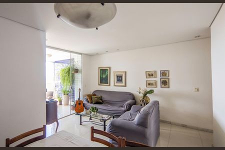 Apartamento para alugar com 95m², 3 quartos e 2 vagas Apartamento para alugar com 95m², 3 quartos e 2 vagasSala