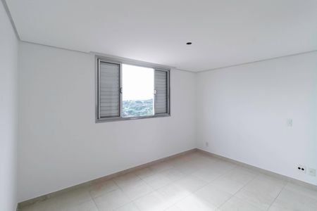 Apartamento à venda com 192m², 3 quartos e 3 vagas Apartamento à venda com 192m², 3 quartos e 3 vagasSuíte