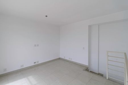 Apartamento à venda com 192m², 3 quartos e 3 vagas Apartamento à venda com 192m², 3 quartos e 3 vagasSala 2