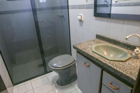 Casa à venda com 150m², 3 quartos e 2 vagasCasa 2 - Banheiro