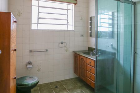 Casa à venda com 150m², 3 quartos e 2 vagasBanheiro