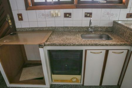 Casa à venda com 150m², 3 quartos e 2 vagasCasa 2 - Cozinha