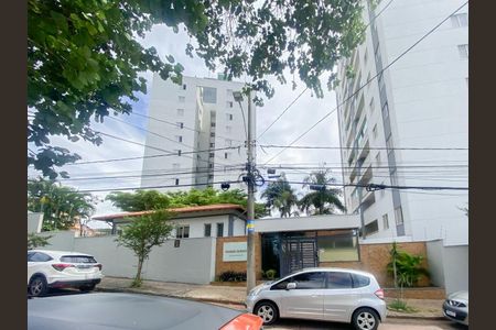 Apartamento à venda com 100m², 3 quartos e 2 vagasFachada
