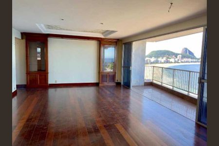 Apartamento à venda com 260m², 3 quartos e 4 vagas