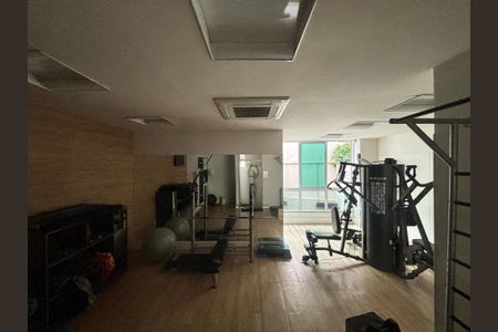 Apartamento à venda com 101m², 3 quartos e 2 vagasÁrea comum - academia 2