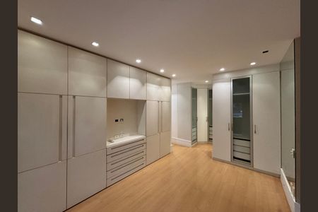 Apartamento à venda com 101m², 3 quartos e 2 vagasSuíte 3