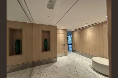 Apartamento à venda com 101m², 3 quartos e 2 vagasPortaria