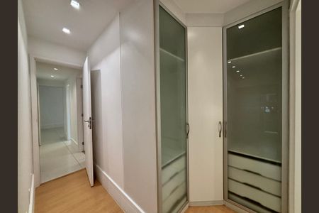 Apartamento à venda com 101m², 3 quartos e 2 vagasSuíte 3