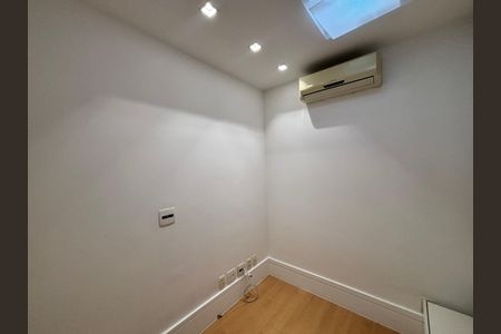 Apartamento à venda com 101m², 3 quartos e 2 vagasQuarto 2