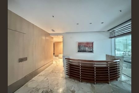 Apartamento à venda com 101m², 3 quartos e 2 vagasPortaria