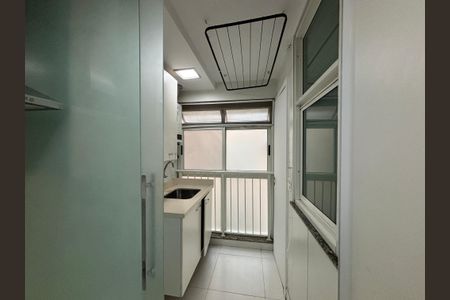 Apartamento à venda com 101m², 3 quartos e 2 vagasÁrea de serviço