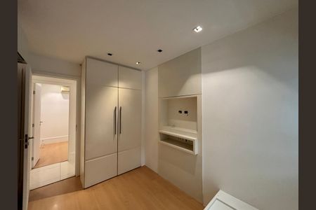 Apartamento à venda com 101m², 3 quartos e 2 vagasQuarto 1