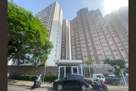Apartamento à venda com 134m², 3 quartos e 1 vaga Apartamento à venda com 134m², 3 quartos e 1 vagaFachada
