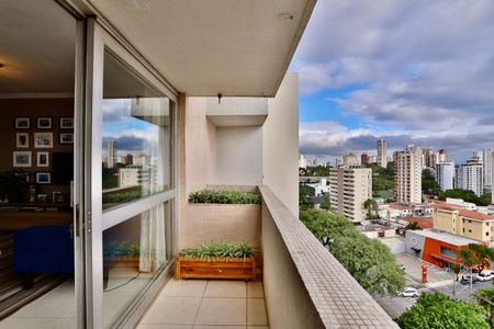 Apartamento à venda com 134m², 3 quartos e 1 vaga Apartamento à venda com 134m², 3 quartos e 1 vagaSacada