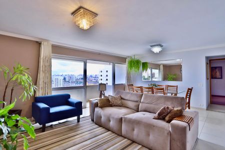 Apartamento à venda com 134m², 3 quartos e 1 vaga Apartamento à venda com 134m², 3 quartos e 1 vagaSala
