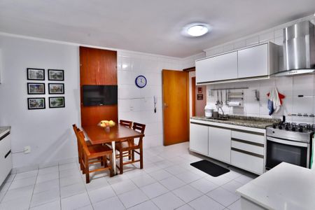 Apartamento à venda com 134m², 3 quartos e 1 vaga Apartamento à venda com 134m², 3 quartos e 1 vagaCozinha
