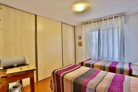 Apartamento à venda com 134m², 3 quartos e 1 vaga Apartamento à venda com 134m², 3 quartos e 1 vagaQuarto 2