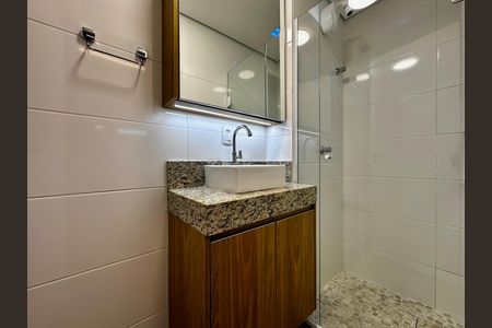 Studio para alugar com 29m², 0 quarto e sem vaga Studio para alugar com 29m², 0 quarto e sem vagaBanheiro