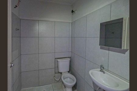 Casa para alugar com 59m², 2 quartos e sem vaga Casa para alugar com 59m², 2 quartos e sem vagaBanheiro