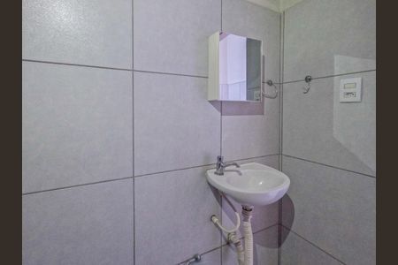 Casa para alugar com 59m², 2 quartos e sem vaga Casa para alugar com 59m², 2 quartos e sem vagaBanheiro