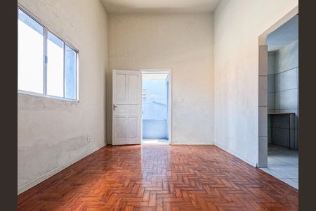 Casa para alugar com 59m², 2 quartos e sem vaga Casa para alugar com 59m², 2 quartos e sem vagaSala