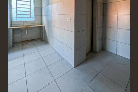 Casa para alugar com 59m², 2 quartos e sem vaga Casa para alugar com 59m², 2 quartos e sem vagaCozinha