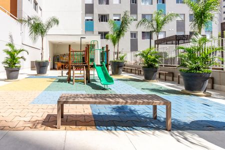 Apartamento à venda com 34m², 2 quartos e sem vagaÁrea comum - Playground