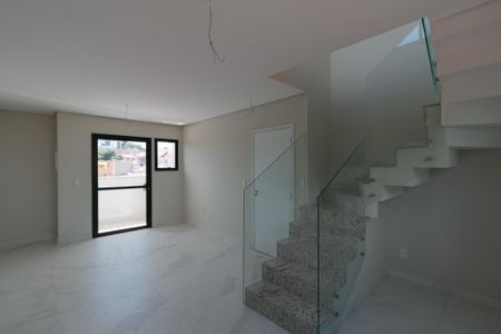 Apartamento à venda com 130m², 2 quartos e 2 vagas Apartamento à venda com 130m², 2 quartos e 2 vagasSala