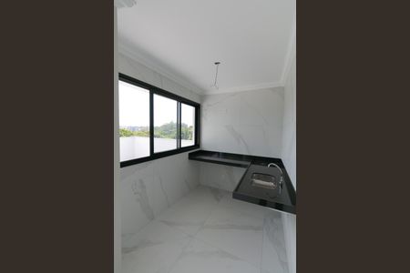 Apartamento à venda com 130m², 2 quartos e 2 vagas Apartamento à venda com 130m², 2 quartos e 2 vagasCozinha