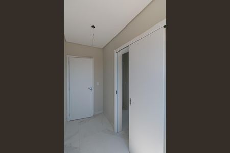 Apartamento à venda com 130m², 2 quartos e 2 vagas Apartamento à venda com 130m², 2 quartos e 2 vagasCloset Suíte