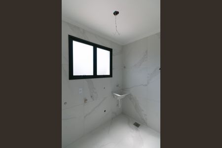 Apartamento à venda com 130m², 2 quartos e 2 vagas Apartamento à venda com 130m², 2 quartos e 2 vagasÁrea de Serviço