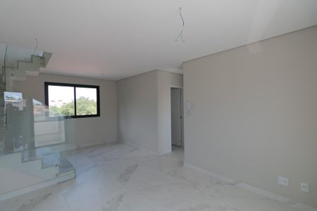 Apartamento à venda com 130m², 2 quartos e 2 vagas Apartamento à venda com 130m², 2 quartos e 2 vagasSala