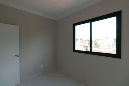 Apartamento à venda com 130m², 2 quartos e 2 vagas Apartamento à venda com 130m², 2 quartos e 2 vagasQuarto
