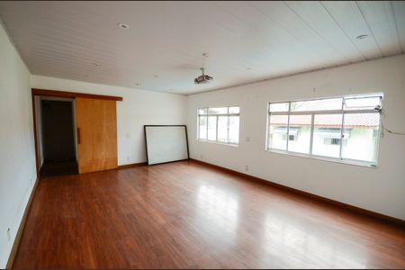 Casa à venda com 500m², 4 quartos e sem vaga Casa à venda com 500m², 4 quartos e sem vagaSala 2