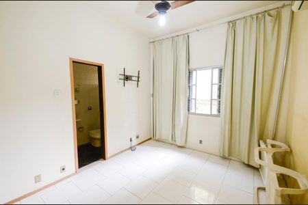 Casa à venda com 500m², 4 quartos e sem vaga Casa à venda com 500m², 4 quartos e sem vagaSuíte 1