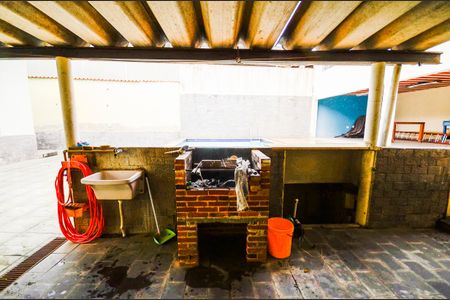 Casa à venda com 500m², 4 quartos e sem vaga Casa à venda com 500m², 4 quartos e sem vagaÁrea externa