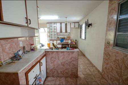 Casa à venda com 500m², 4 quartos e sem vaga Casa à venda com 500m², 4 quartos e sem vagaCozinha 1