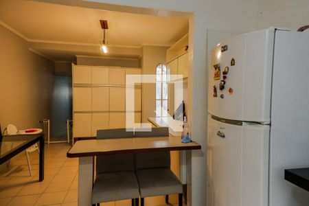 Casa à venda com 185m², 3 quartos e 2 vagasCozinha