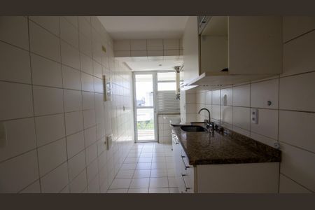 Apartamento à venda com 80m², 2 quartos e 1 vagaCozinha e Área de Serviço