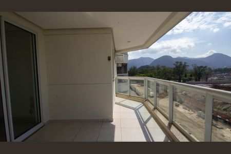 Apartamento à venda com 80m², 2 quartos e 1 vagaVaranda