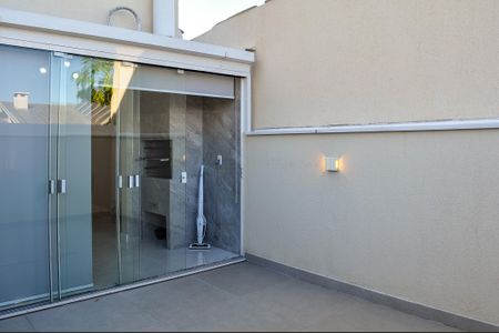 Casa à venda com 108m², 2 quartos e 1 vagaÁrea comum