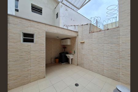 Casa à venda com 135m², 2 quartos e 1 vaga Casa à venda com 135m², 2 quartos e 1 vagaÁrea de Serviço