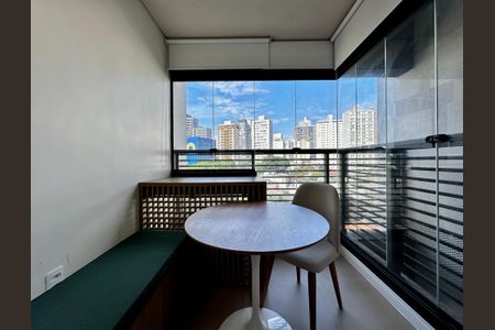 Studio para alugar com 26m², 1 quarto e sem vaga Studio para alugar com 26m², 1 quarto e sem vagaVaranda/ Studio/Quarto