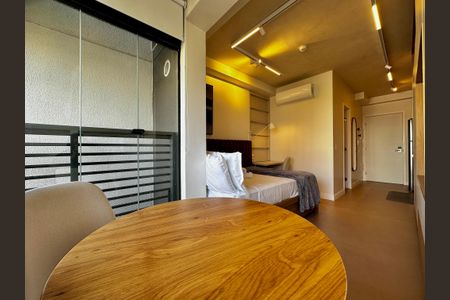 Studio para alugar com 26m², 1 quarto e sem vaga Studio para alugar com 26m², 1 quarto e sem vagaVaranda/ Studio/Quarto