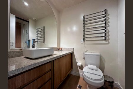 Studio para alugar com 26m², 1 quarto e sem vaga Studio para alugar com 26m², 1 quarto e sem vagaBanheiro