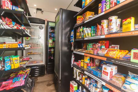 Apartamento para alugar com 57m², 2 quartos e 1 vaga Apartamento para alugar com 57m², 2 quartos e 1 vagaMercado