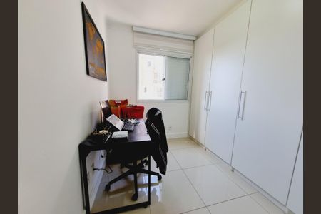 Apartamento à venda com 96m², 3 quartos e 2 vagas Apartamento à venda com 96m², 3 quartos e 2 vagasEscritório