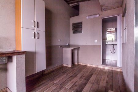 Casa para alugar com 100m², 2 quartos e 1 vaga Casa para alugar com 100m², 2 quartos e 1 vagaÁrea de Serviço