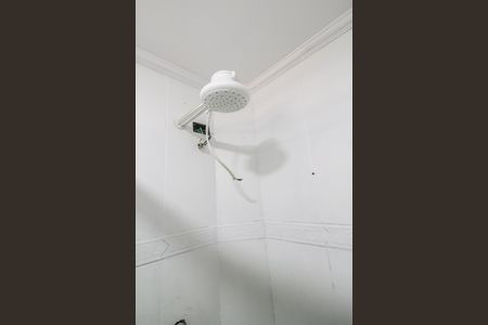 Casa para alugar com 100m², 2 quartos e 1 vaga Casa para alugar com 100m², 2 quartos e 1 vagaBanheiro de Serviço